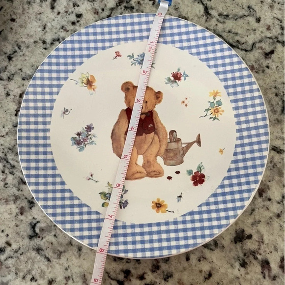 Set of 2 Hallmark Cards Teddy Bear with Floral Gingham Ceramic Plates - Picture 7 of 8
